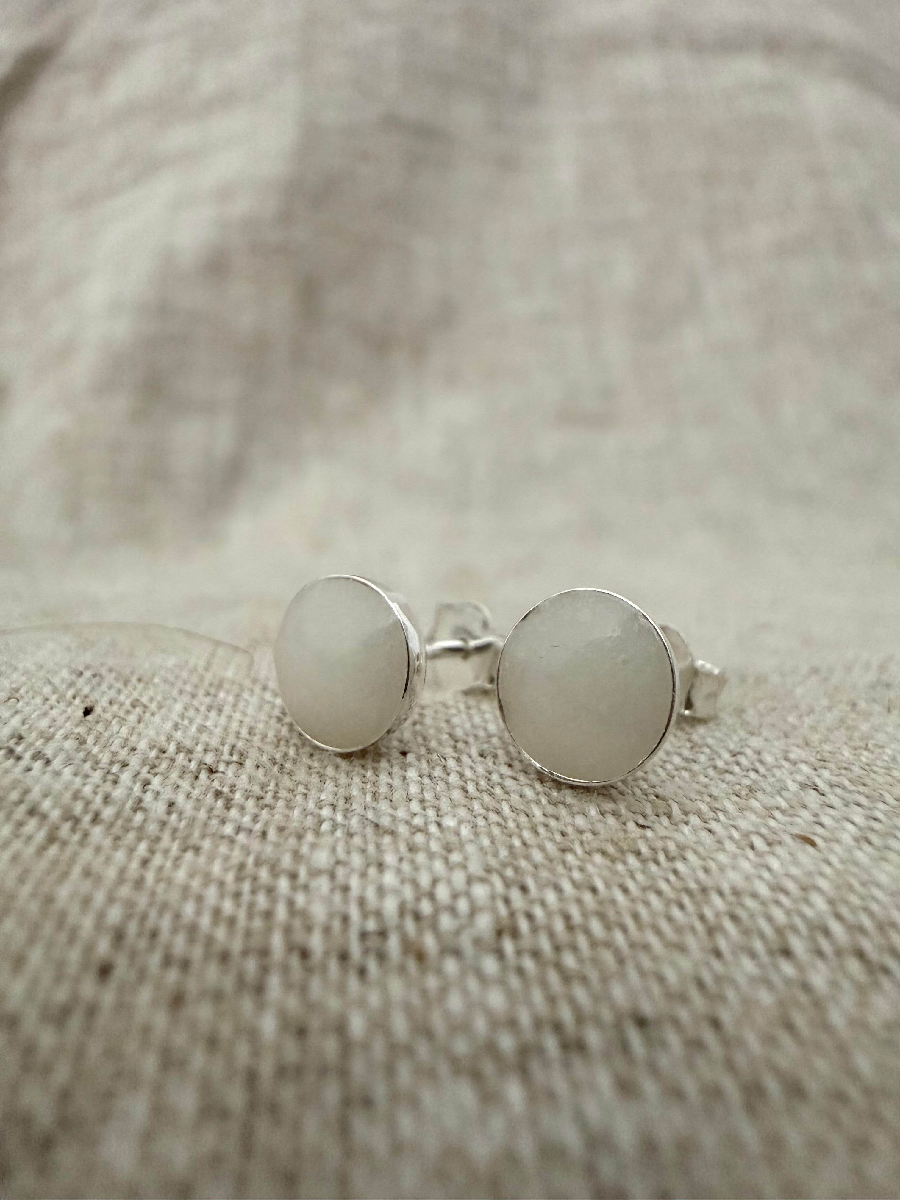 Simple Studs